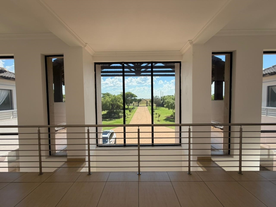 7 Bedroom Property for Sale in Oranjeville Free State